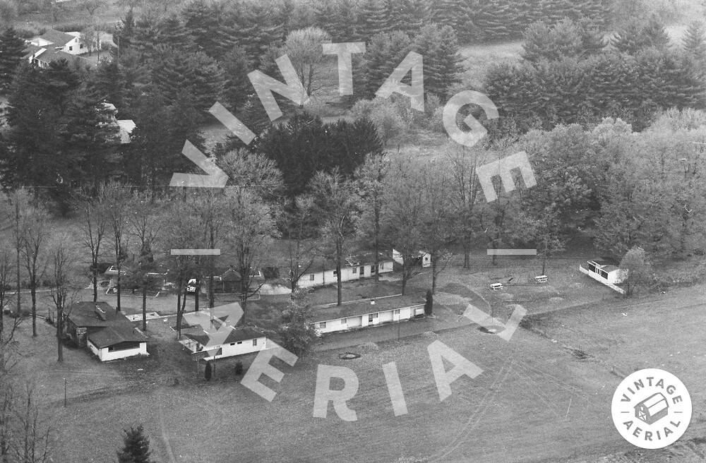 Rest-Well Motel - 1963 Photo